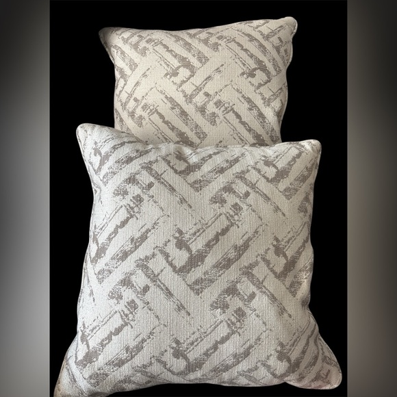 2 Large Couture Throw Pillows - Picture 3 of 12